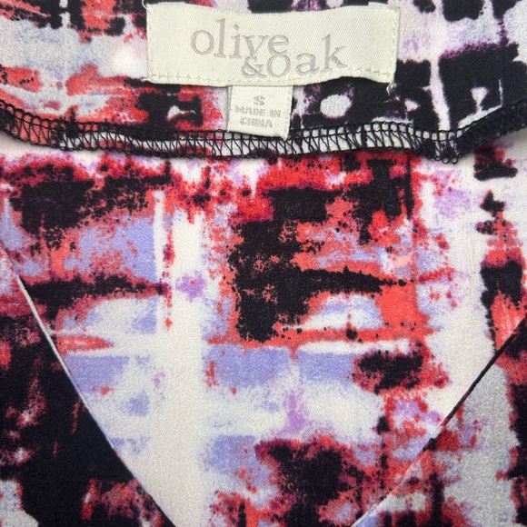 *Olive and Oak Sleeveless Top - Picture 4 of 6